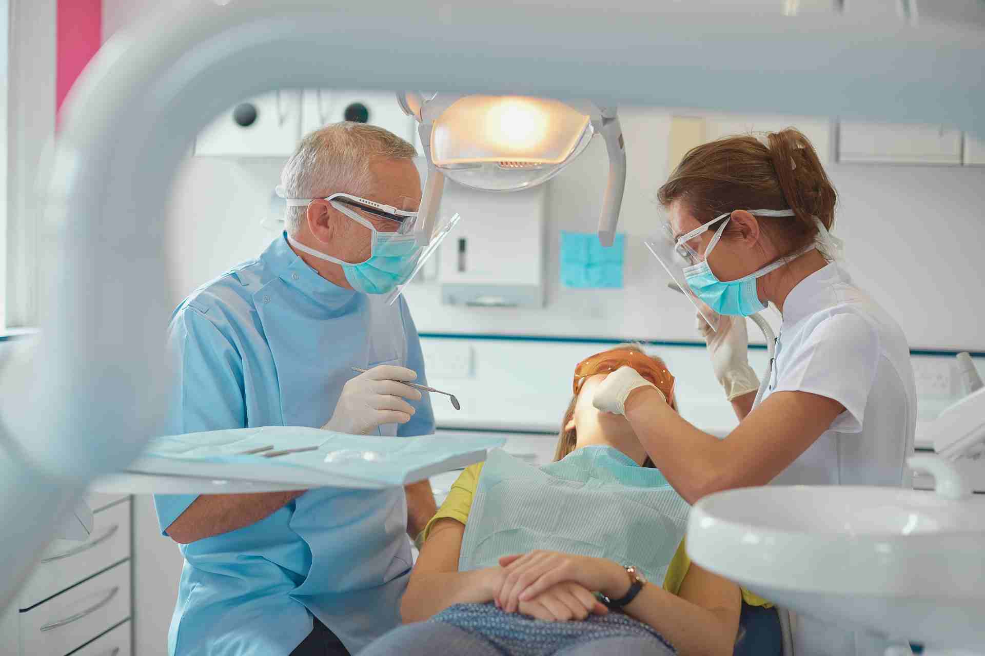 Dentist in Burbank, CA
